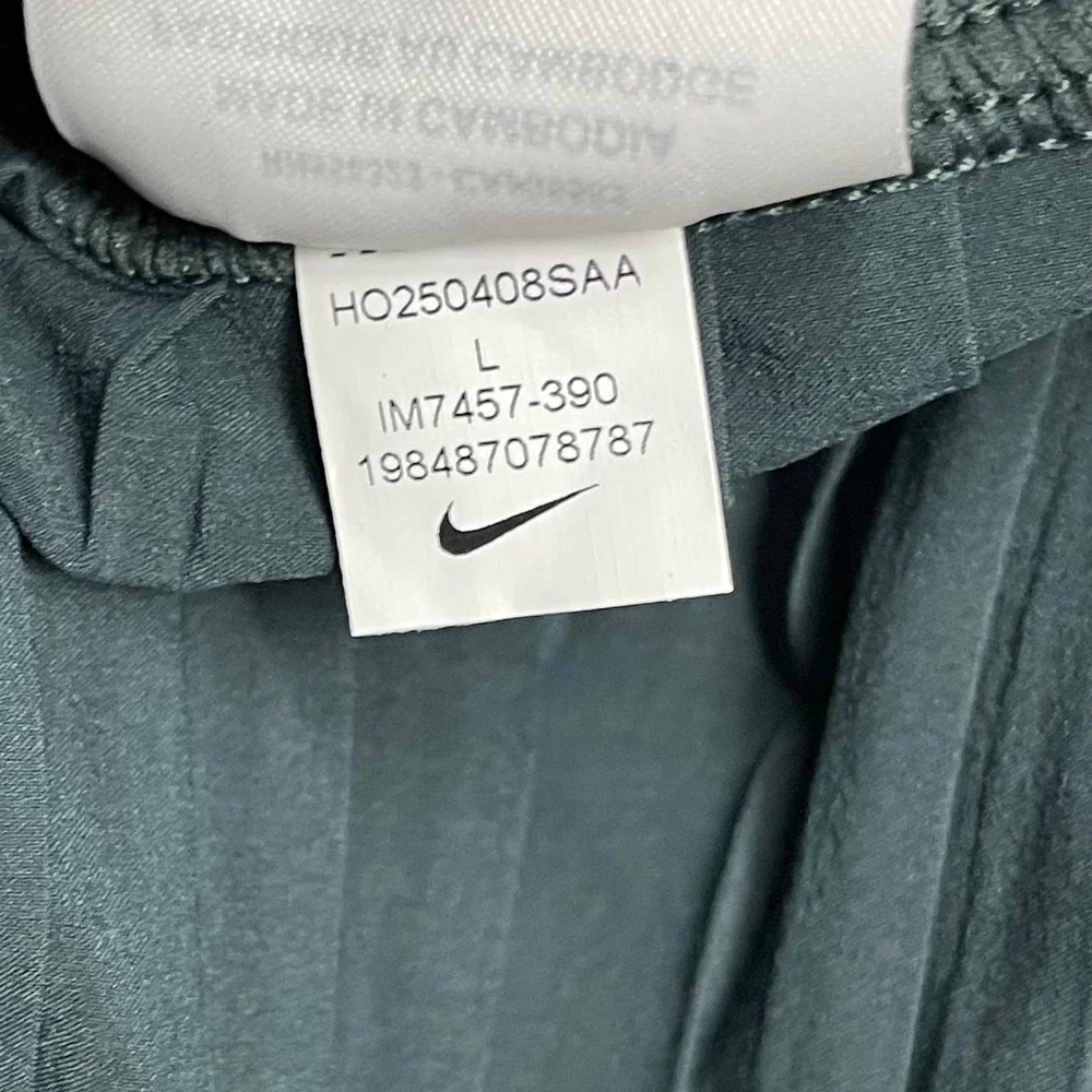 Nike Jacket‎ Womens Large Green Pleated Mixed Media Pleated Bomber Oversized
